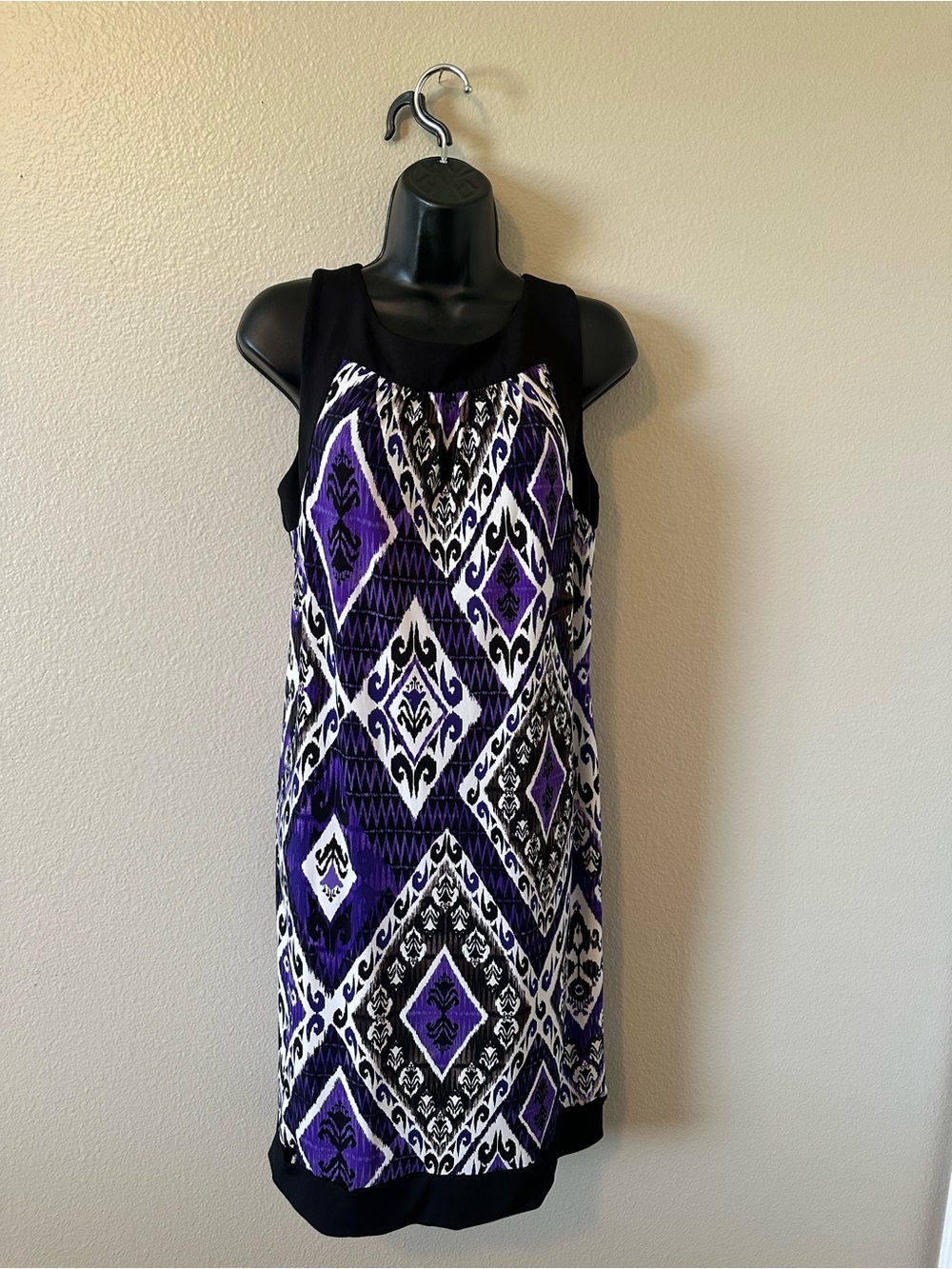 AB Studio Purple and Black Geometric Sleeveless Dress